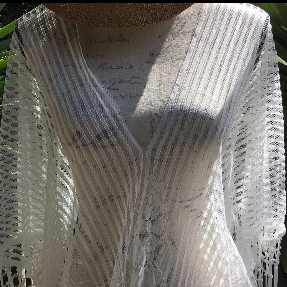 NEW Bohemian  White Fringe Kimono - Picture 5 of 8